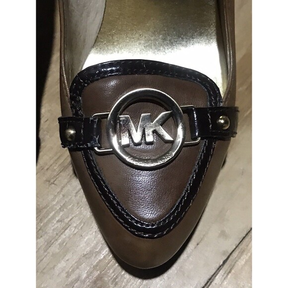 Michael Kors Monogram Heels Brown Slip On Women 7M Logo Pump - Picture 8 of 11